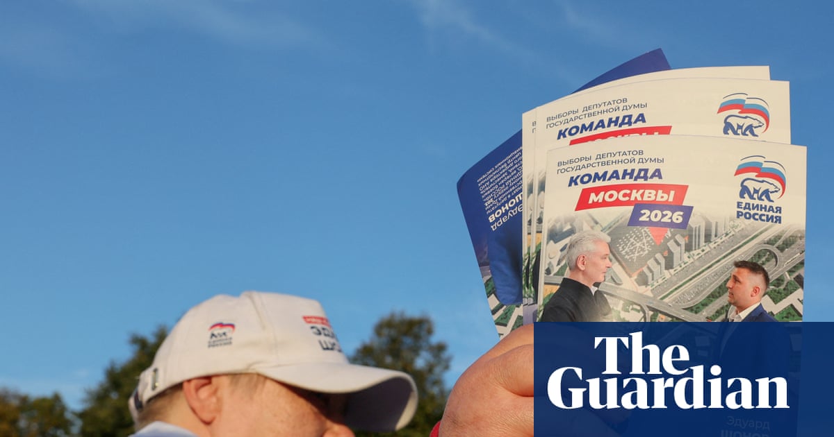 Os russos vão às urnas contra o pano de fundo da guerra na Ucrânia e do aperto crescente de Putin