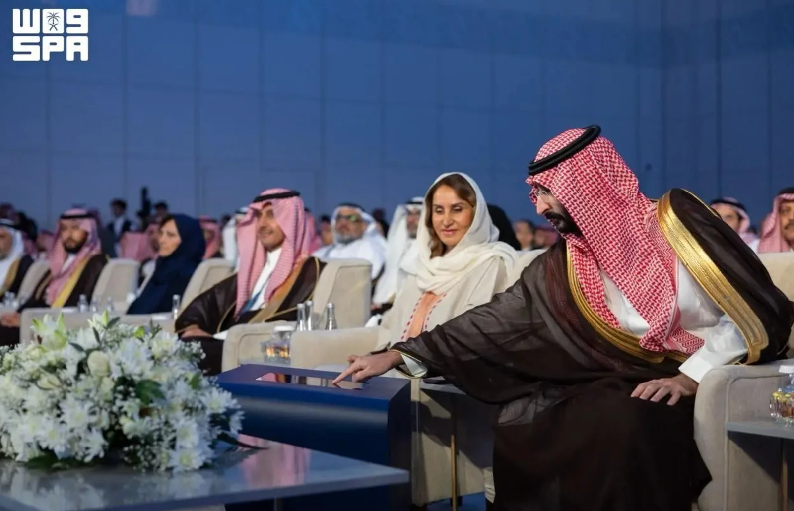 O príncipe herdeiro da Jordânia revisa os preparativos para o 2.000º aniversário do batismo de Jesus.