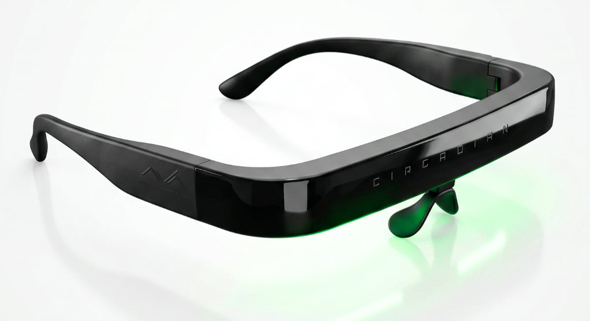 Óculos do Arrascaeta são só estilo? Entenda a ciência da luz no futebol de elite