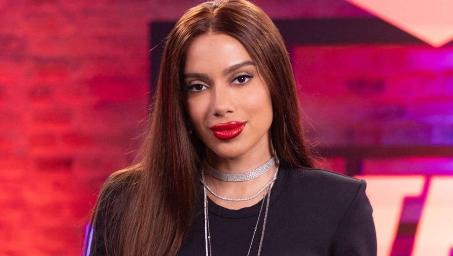 Anitta se destacou como conselheira dos cantores e n&atilde;o poupou nem a Globo de cr&iacute;ticas