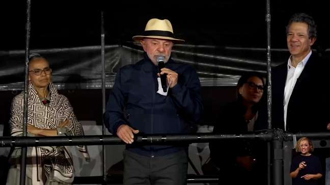 Dono de ONG bancada pelo governo mobiliza campanha paralela de Lula com aval de Janja