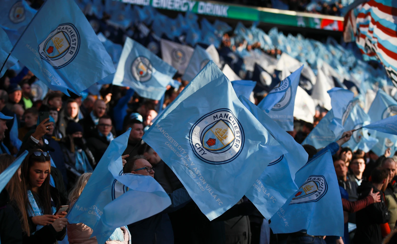 É hora de ouvir as Arab Views: apresentando nosso novo podcast