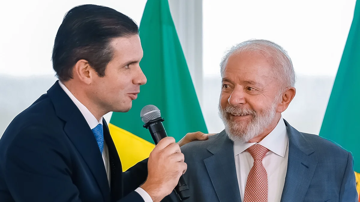 Lula recebe Motta um dia após Republicanos declarar apoio a Flávio