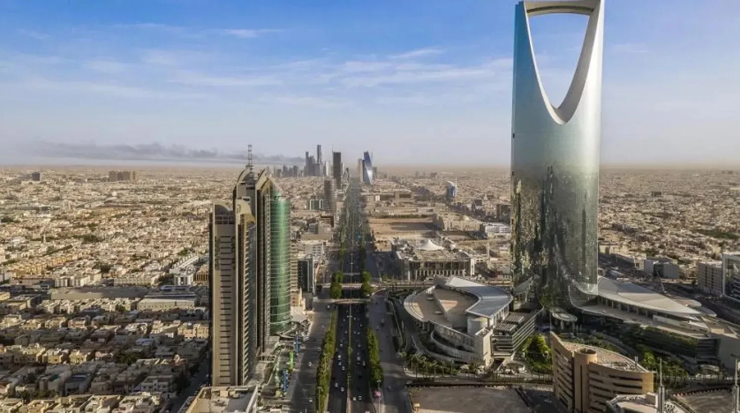 Bahrein, Emirados Árabes Unidos e Omã oferecem condolências à Arábia Saudita pelas vítimas do acidente de helicóptero em Najran