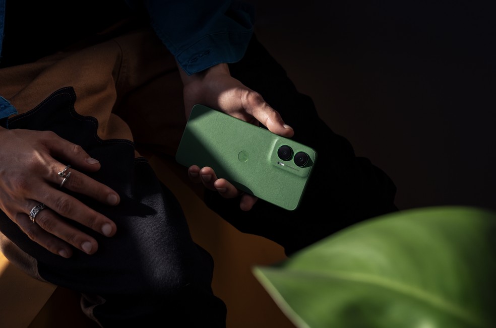 3 celulares Motorola para quem só precisa de WhatsApp, câmera e bateria