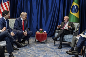 Donald Trump afirmó que observa con atención las elecciones presidenciales de Brasil.