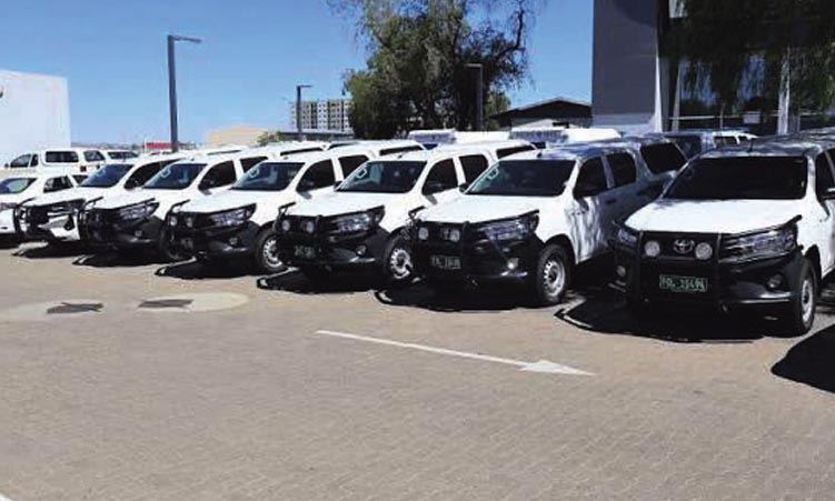 Omunyekadi mukulu Penehupifo Pohamba a xulifa