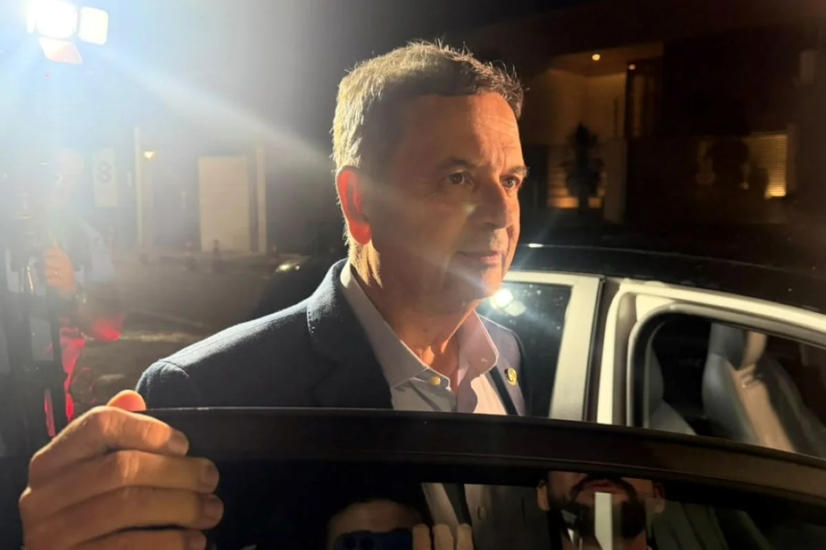 Marinho tem mal-estar após evento de Flávio Bolsonaro e é hospitalizado