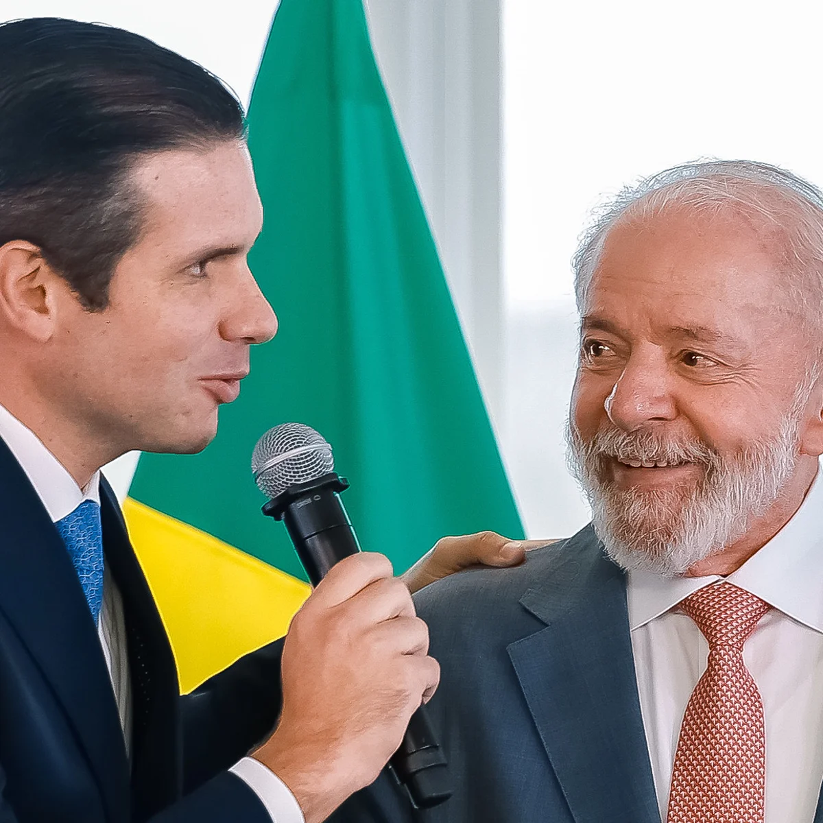 Lula recebe Motta um dia após Republicanos declarar apoio a Flávio