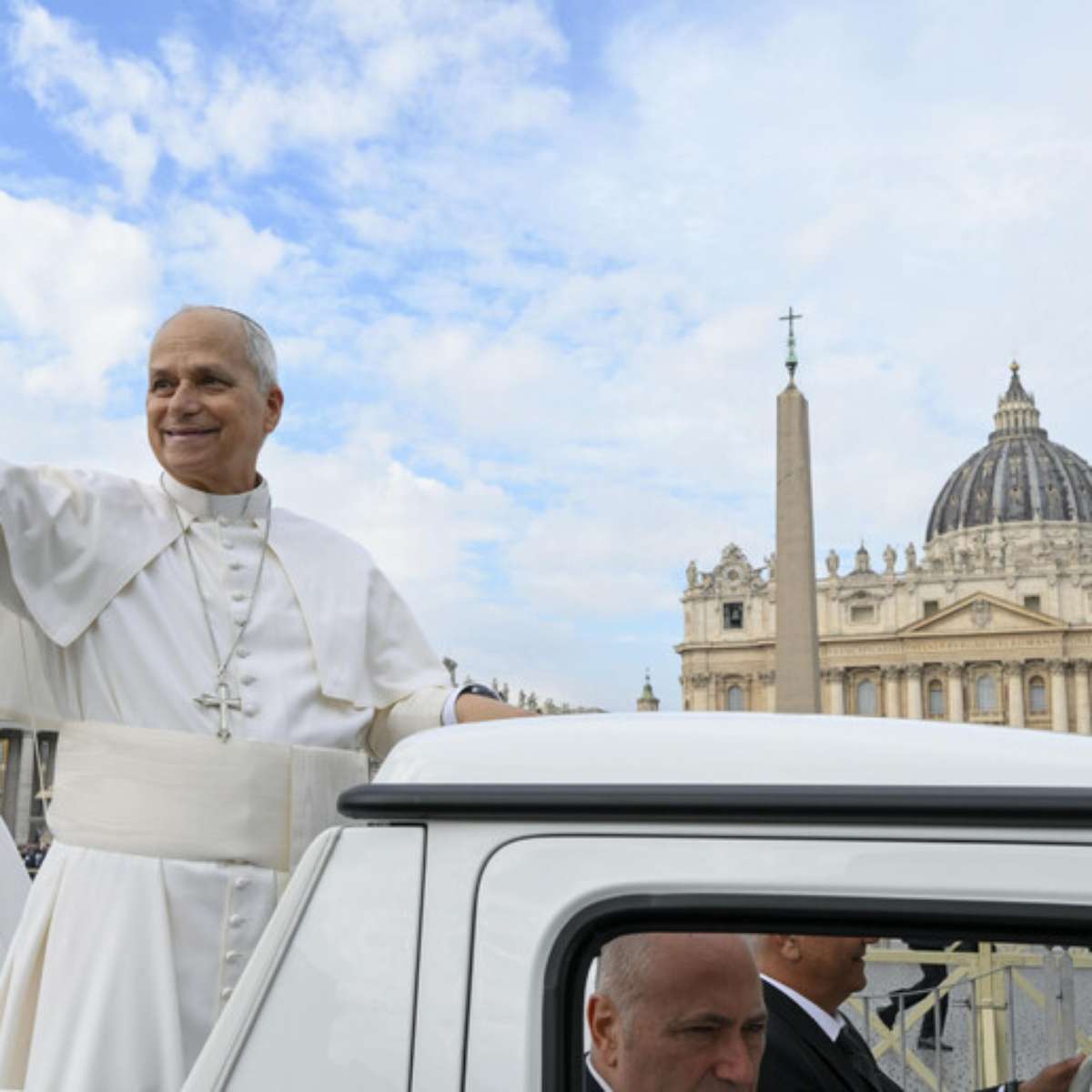 Hospital em Roma prepara ala exclusiva para receber papa Leão XIV