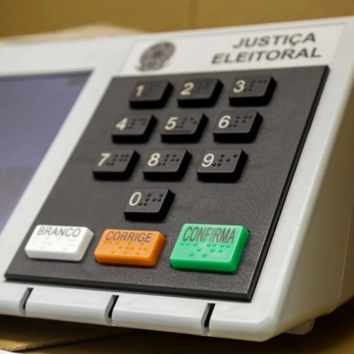 Eleições 2026: TRE-DF substituiu 12 urnas eletrônicas por falhas técnicas