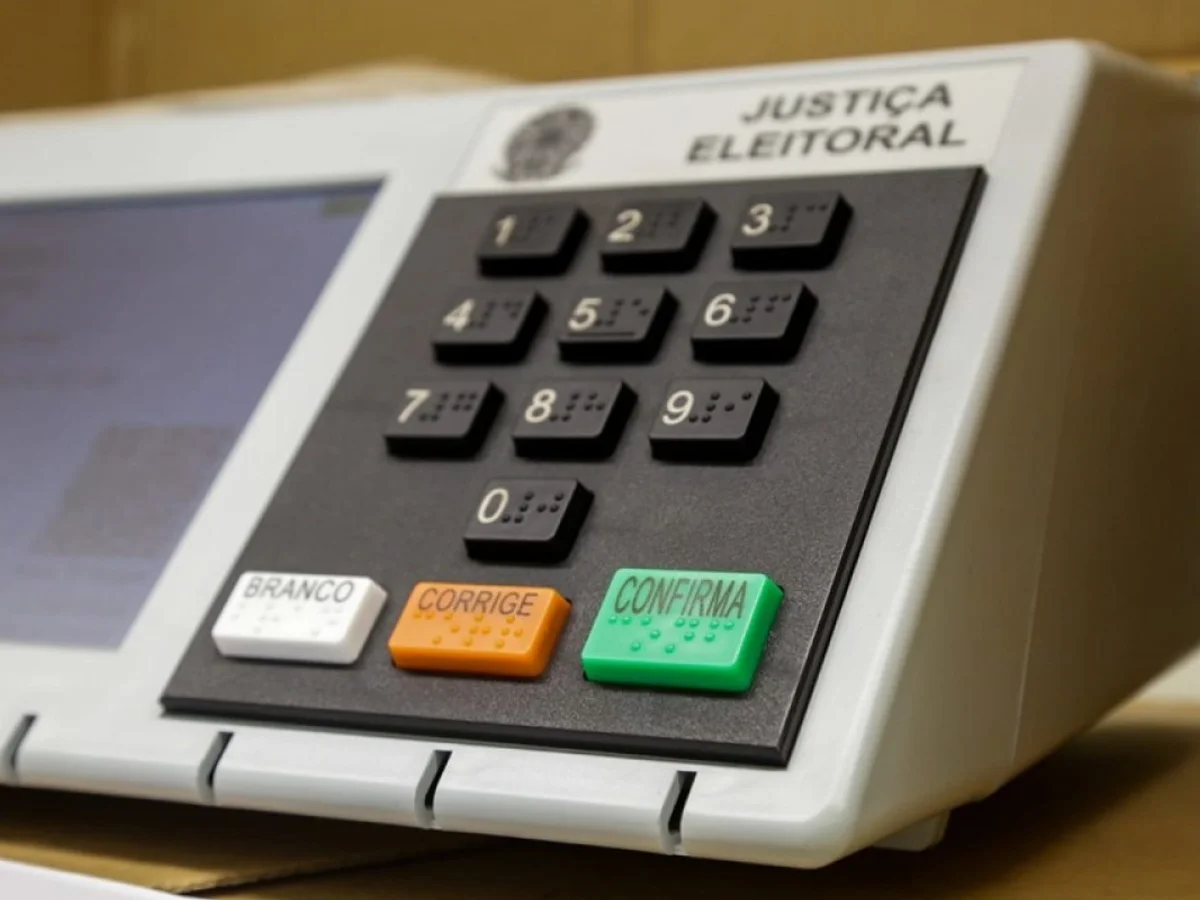 Eleições 2026: TRE-DF substituiu 12 urnas eletrônicas por falhas técnicas