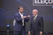 Flávio Bolsonaro e Lula