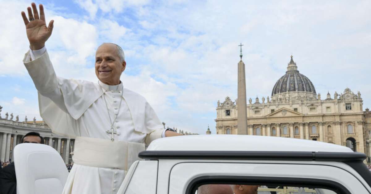 Hospital em Roma prepara ala exclusiva para receber papa Leão XIV