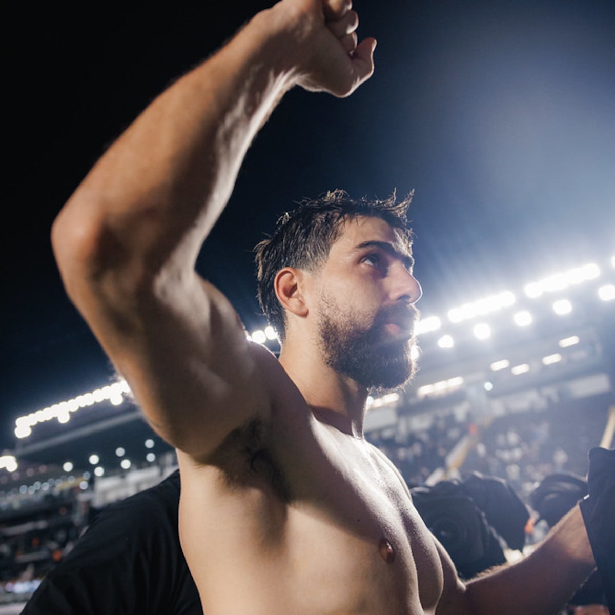 Luan Peres sai em defesa de Neymar após expulsão no Santos: ‘Pudemos ajudar ele’