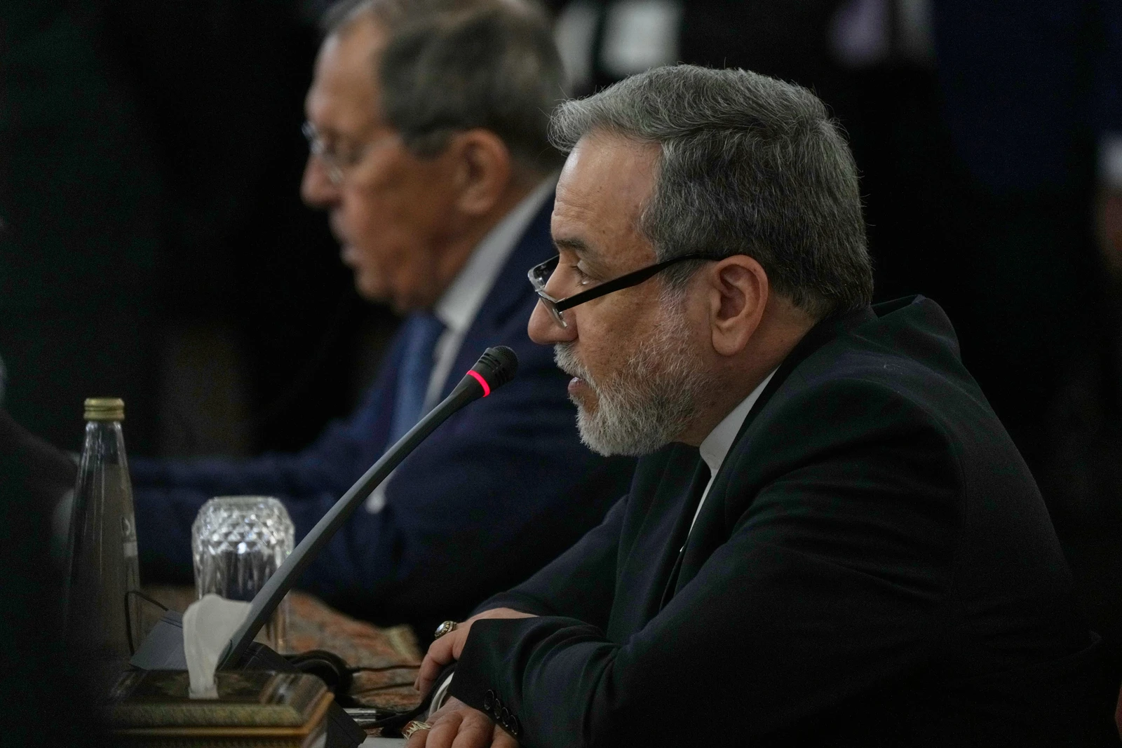 Al-Alimi: Houthis combinam as ferramentas de todas as organizações terroristas
