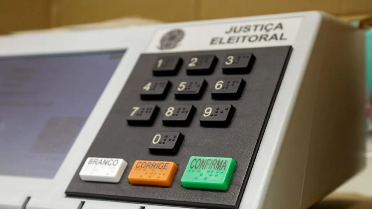 Eleições 2026: TRE-DF substituiu 12 urnas eletrônicas por falhas técnicas