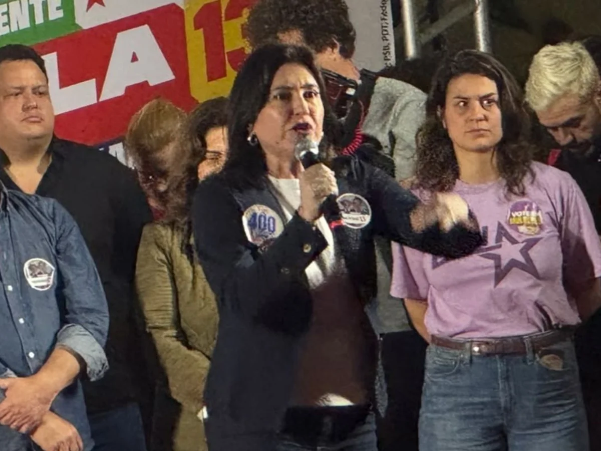 Tebet diz que Flávio desistiu de debate presidencial por medo: “Covarde”