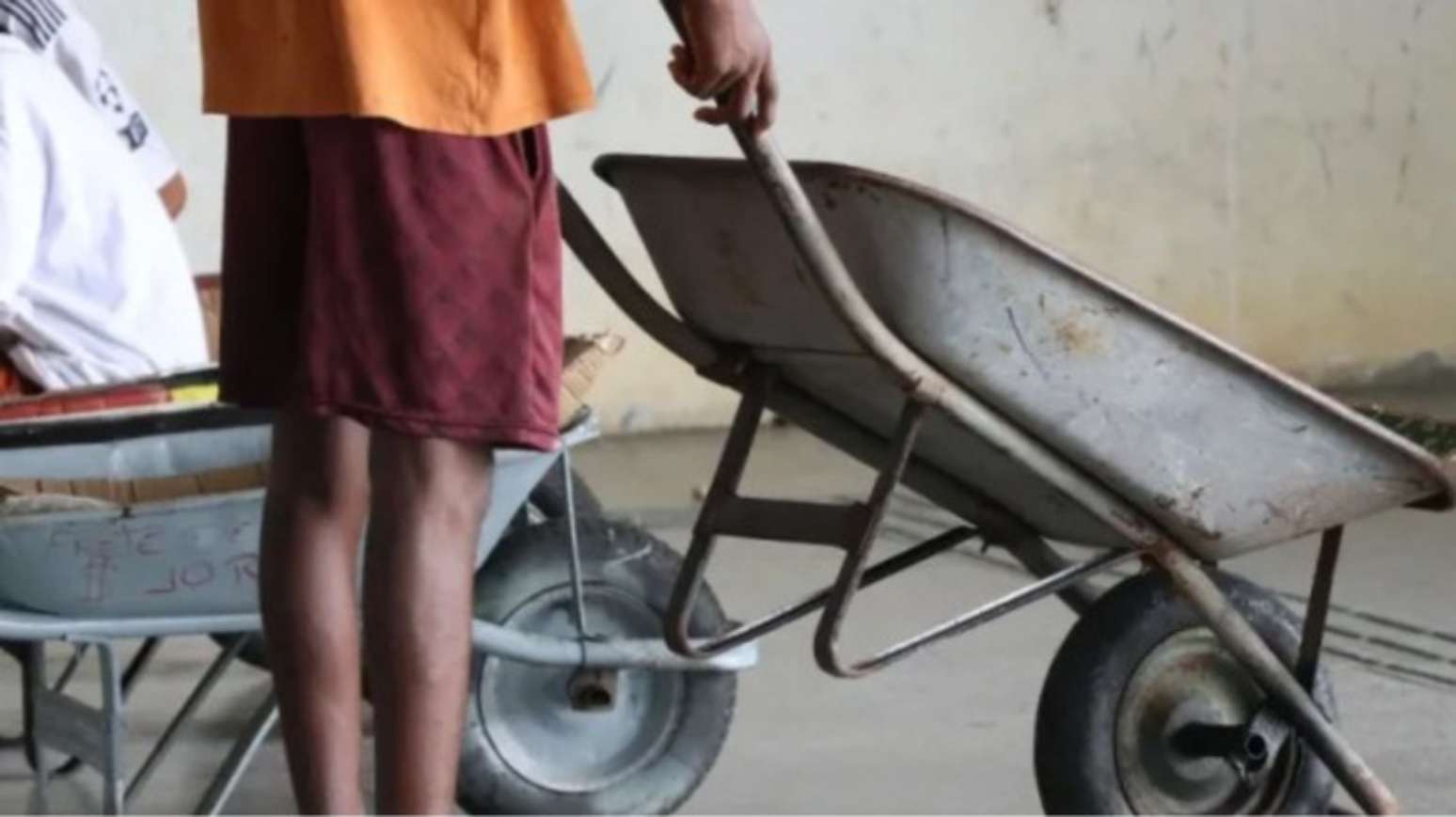 Imagem da matéria: Trabalho infantil tem queda de 28,6% em 9 anos no Brasil