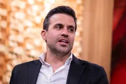 TSE exige dados da Meta e do X a cada 6h sobre perfis de Nikolas e Marçal