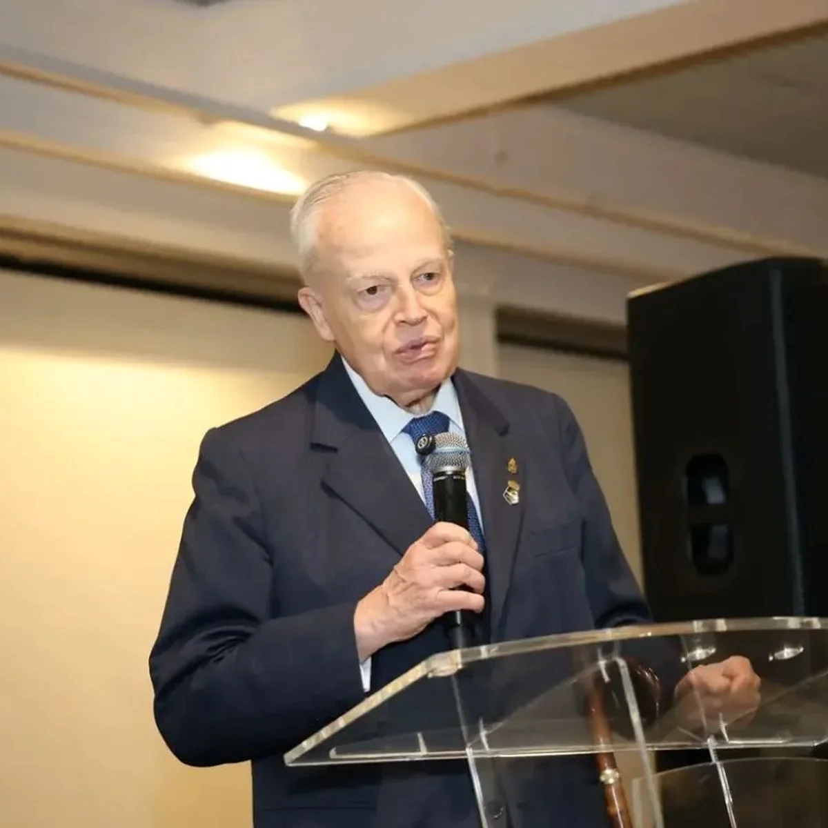 Trineto de Dom Pedro II cita Nossa Senhora na véspera das eleições