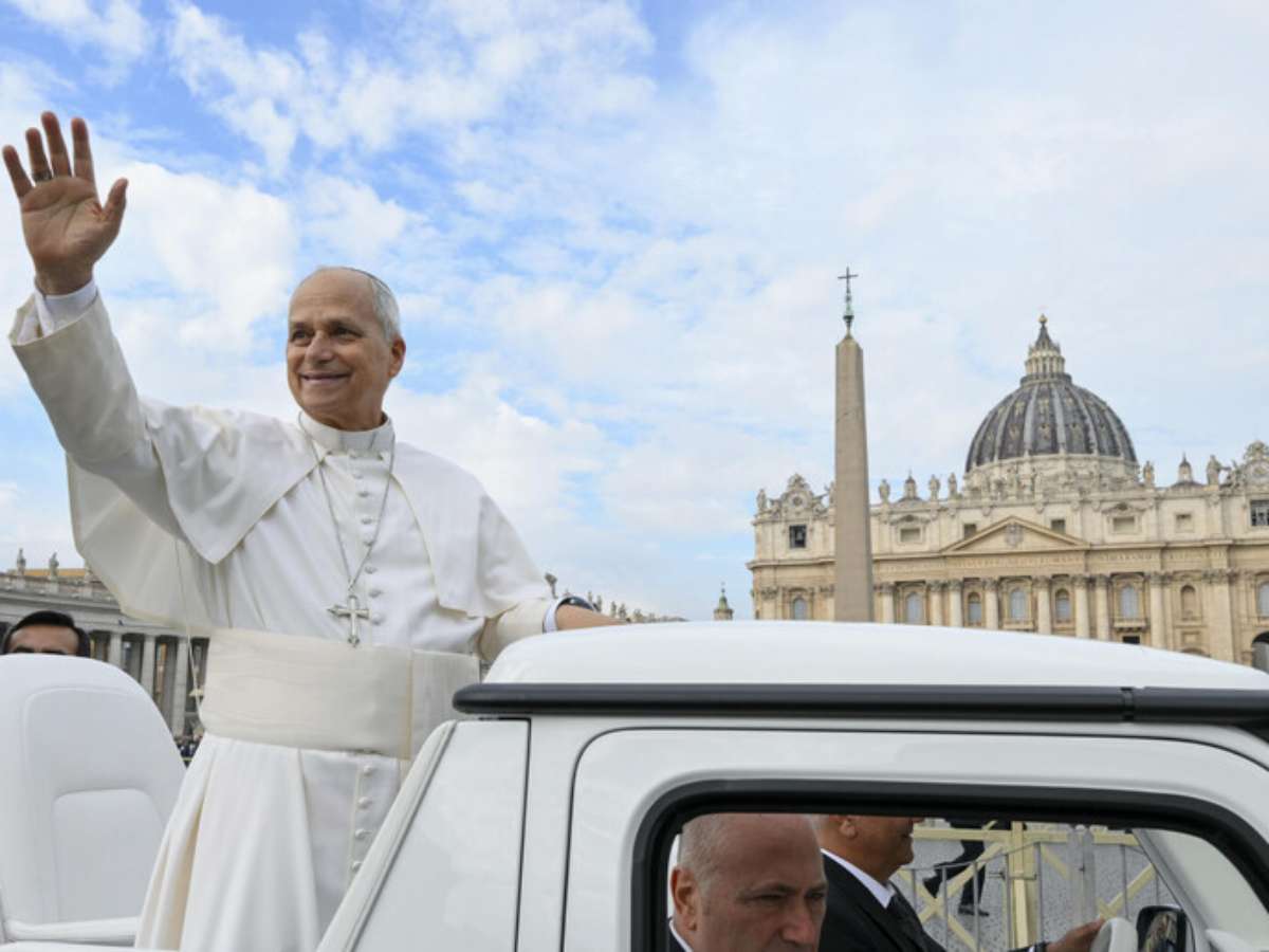 Hospital em Roma prepara ala exclusiva para receber papa Leão XIV